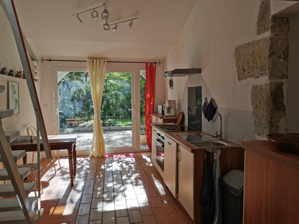Le Marchon Ferienwohnung Bazens Exteriér fotografie