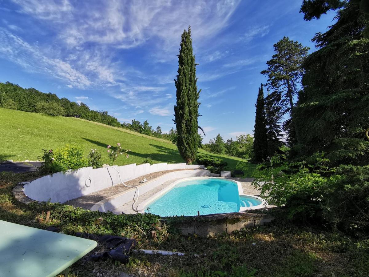 Le Marchon Ferienwohnung Bazens Exteriér fotografie