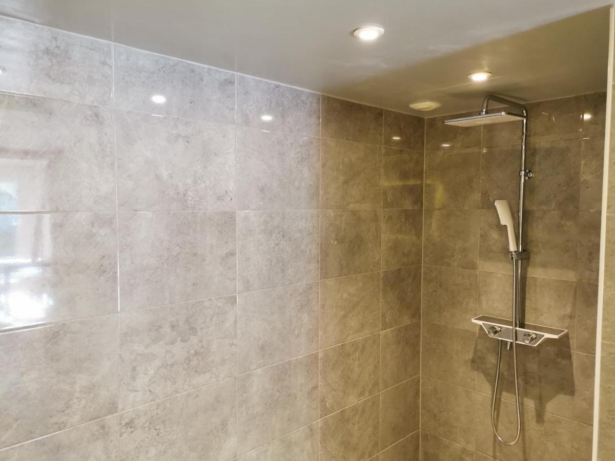 Le Marchon Ferienwohnung Bazens Exteriér fotografie